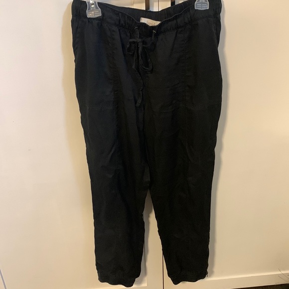 Black joggers - Picture 1 of 6